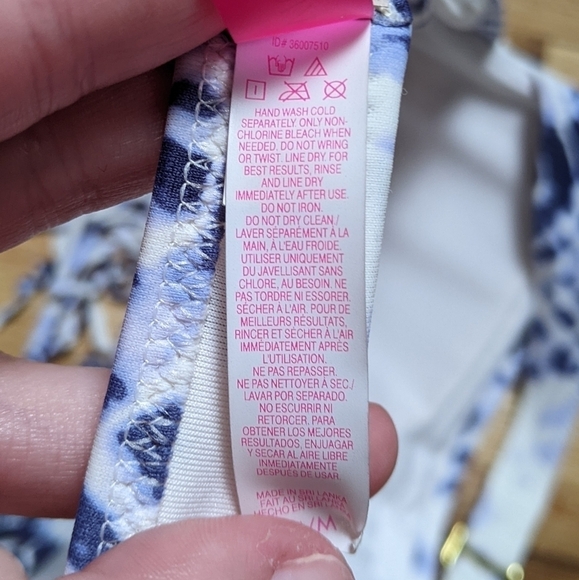 Victoria's Secret Bandeau Fringe Bikini Top in Blue Tie Dye Size Medium - Picture 7 of 8